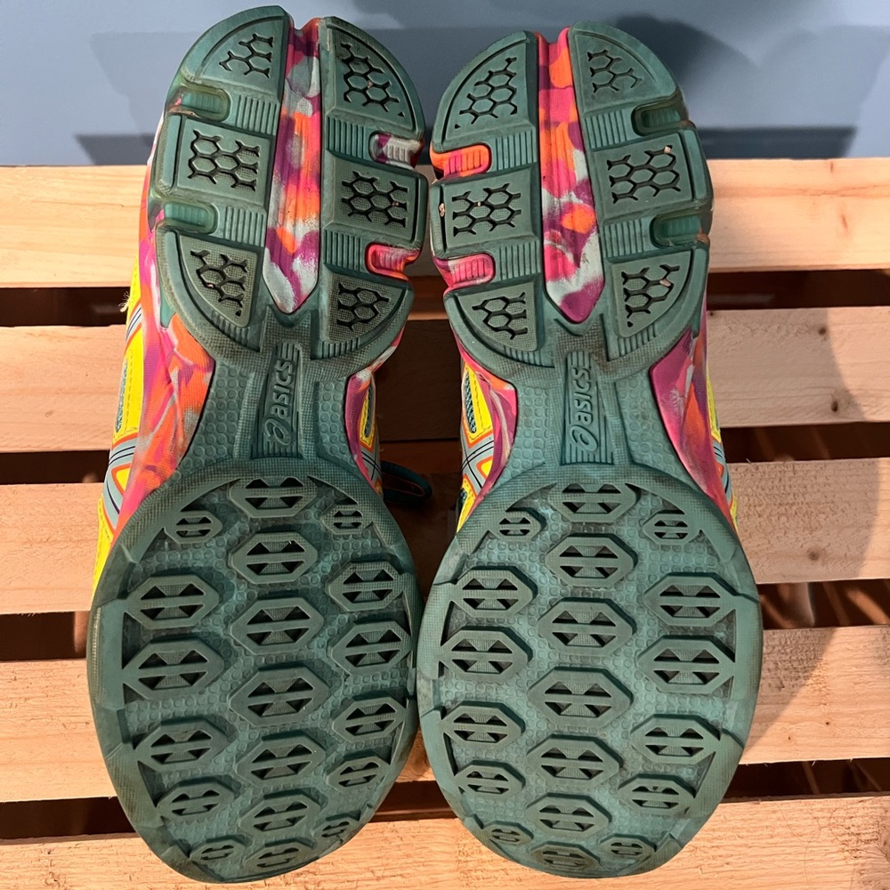 ASICS Running Shoes - Picture 4 of 6